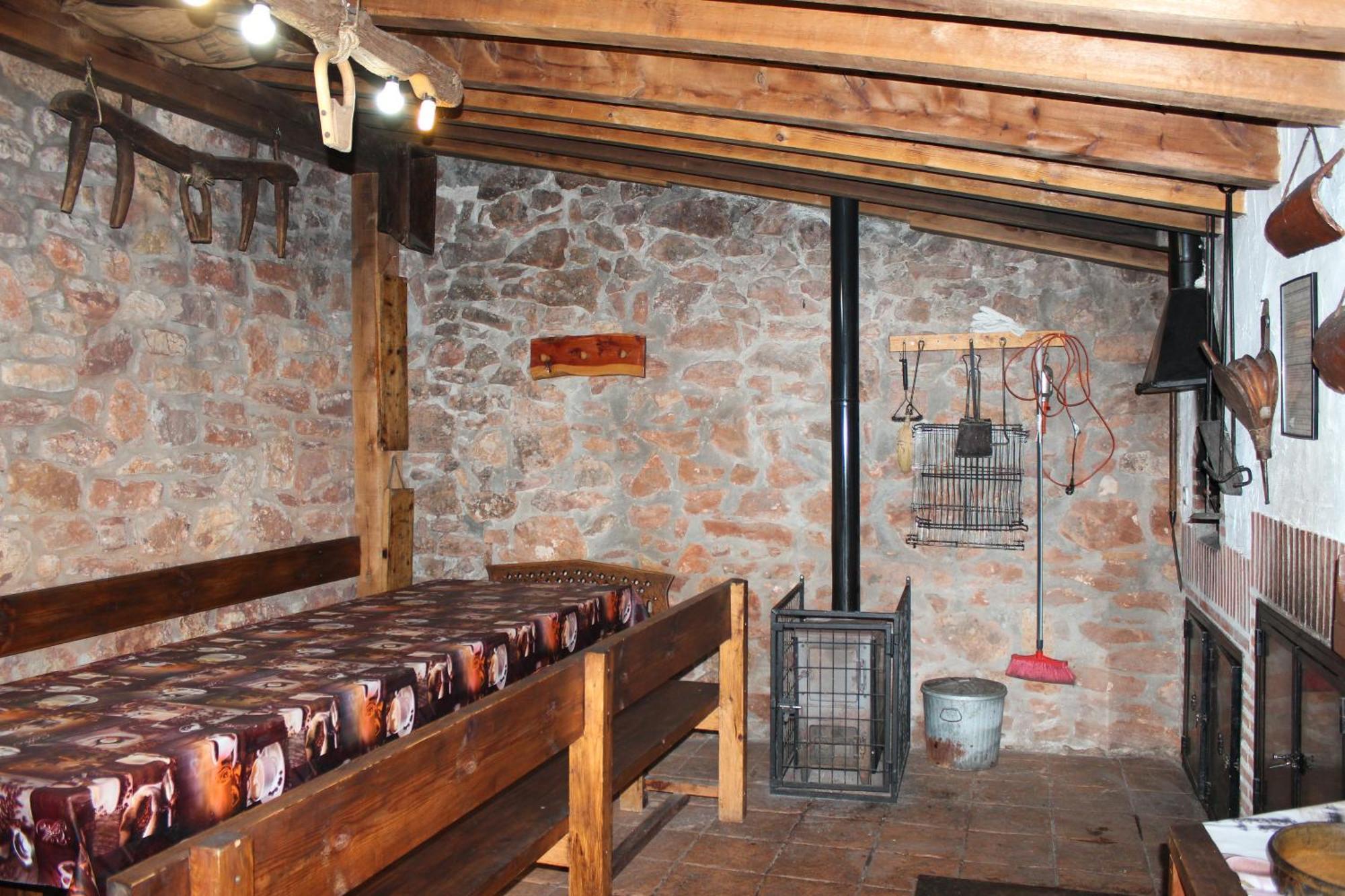 La Chimenea De Soria I Y I I Guest House Espeja de San Marcelino Luaran gambar