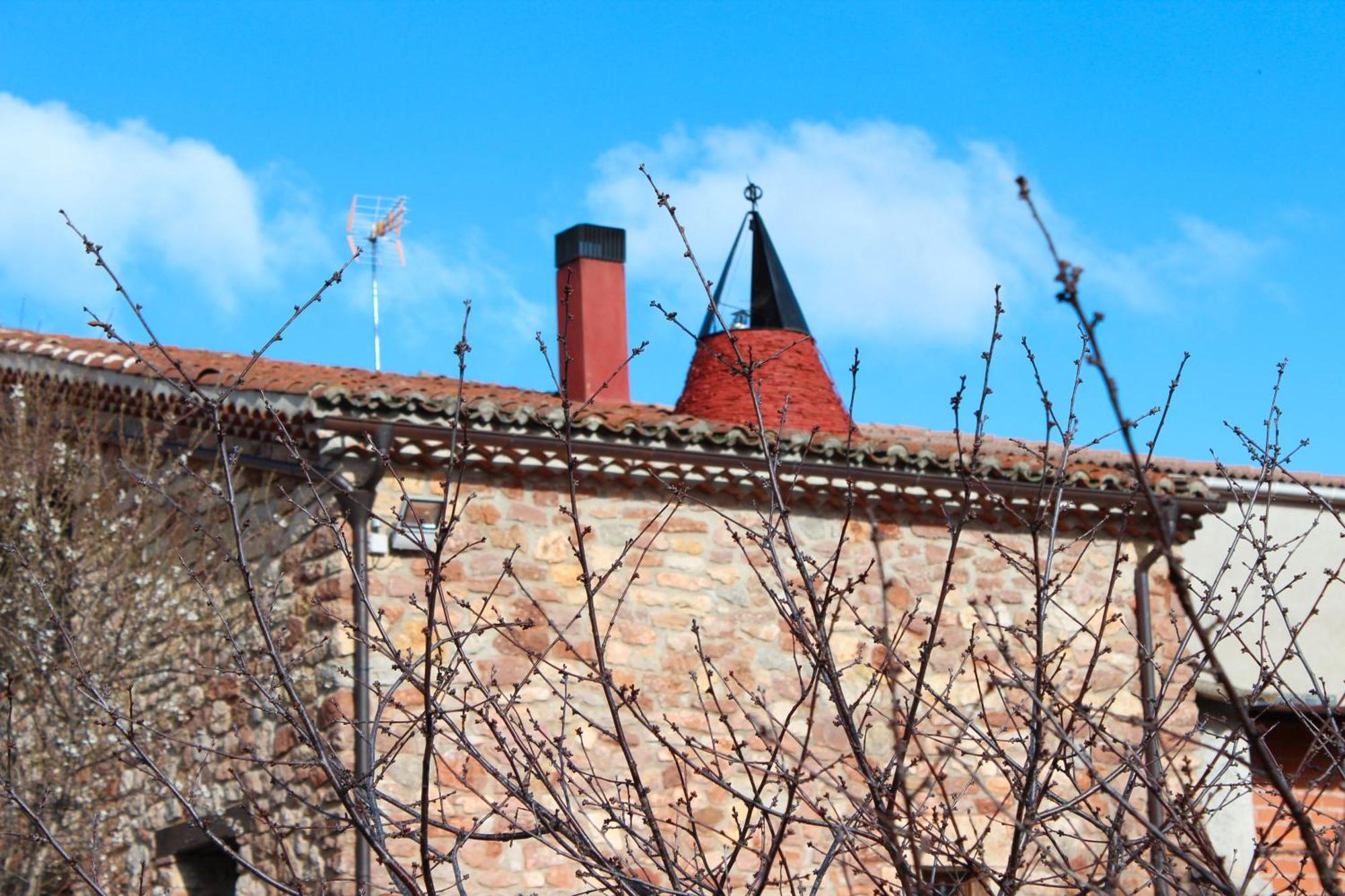 La Chimenea De Soria I Y I I Guest House Espeja de San Marcelino Luaran gambar