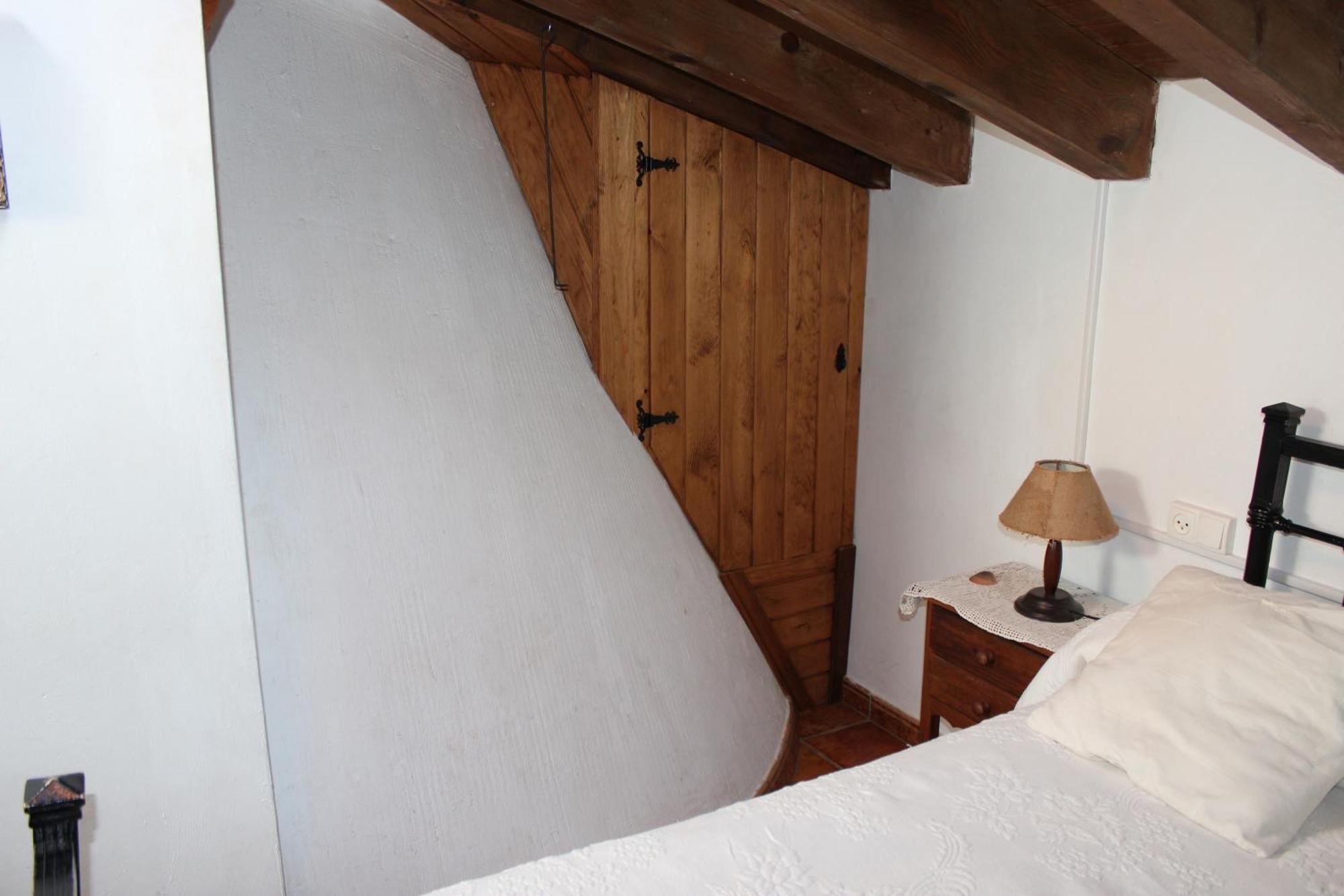 La Chimenea De Soria I Y I I Guest House Espeja de San Marcelino Luaran gambar