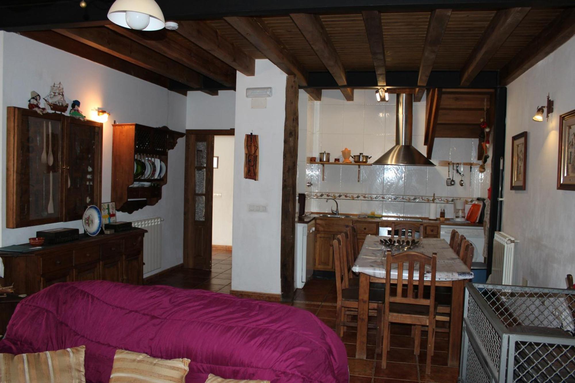 La Chimenea De Soria I Y I I Guest House Espeja de San Marcelino Luaran gambar