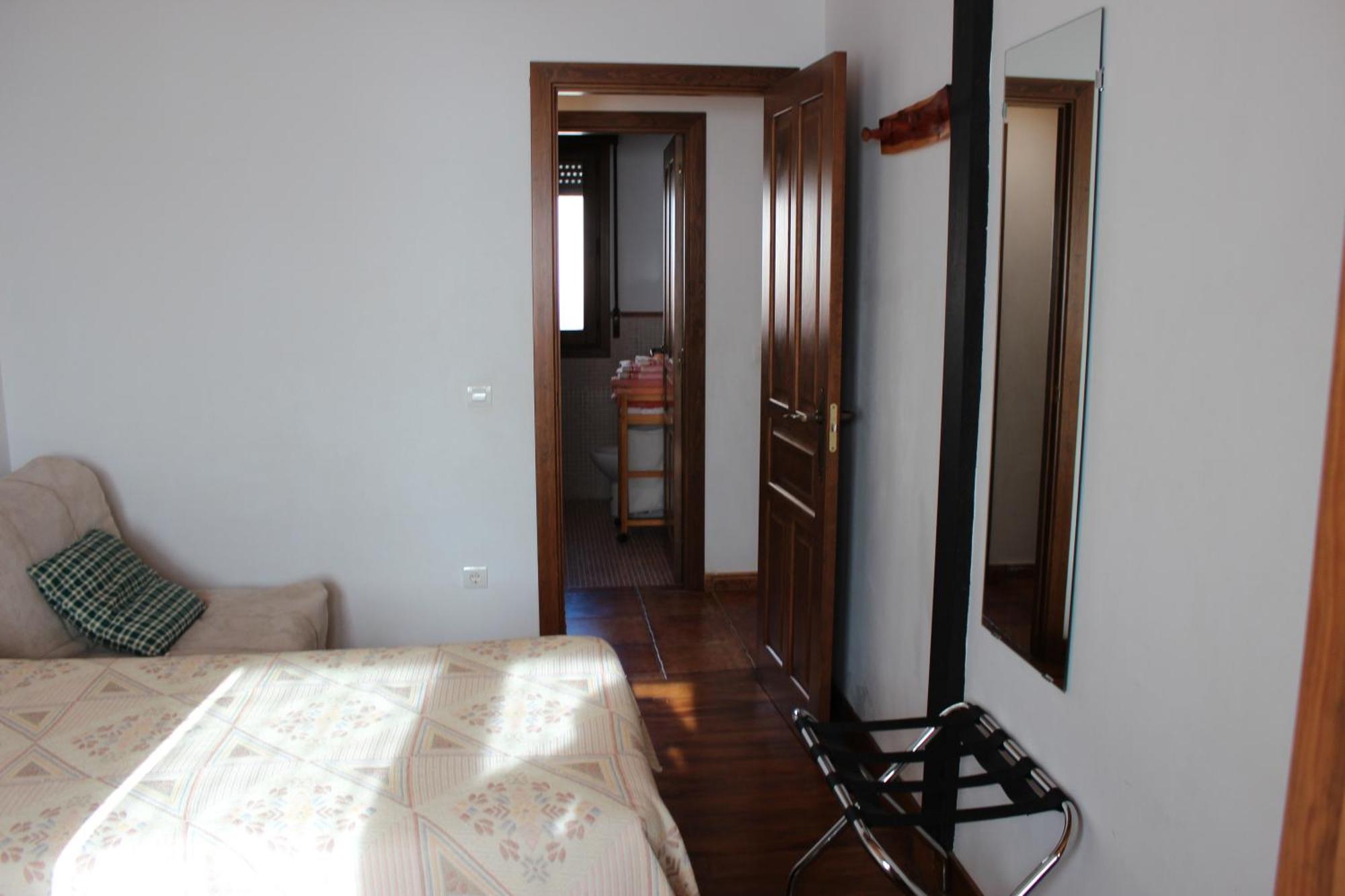 La Chimenea De Soria I Y I I Guest House Espeja de San Marcelino Luaran gambar